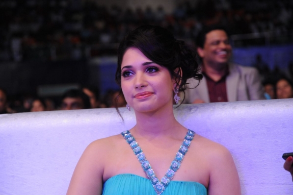 tamil-actress-tamanna-stills05