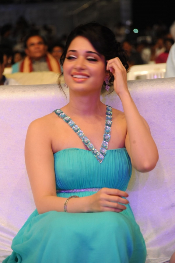 tamil-actress-tamanna-stills17